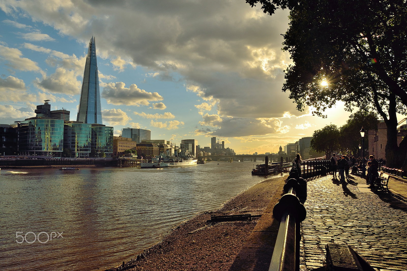 Sigma 18-200mm F3.5-6.3 DC OS HSM sample photo. London thames photography