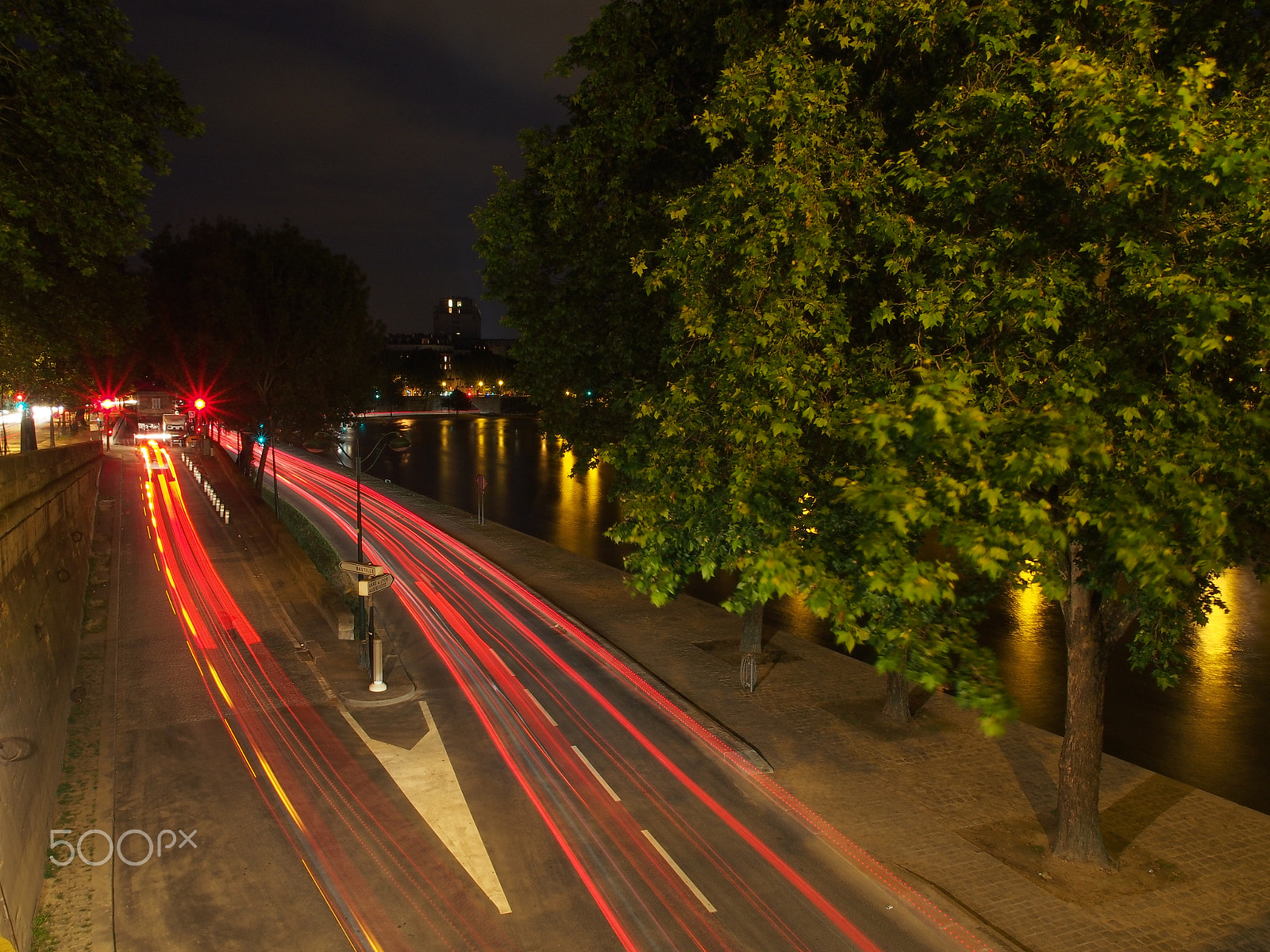 Olympus OM-D E-M5 + OLYMPUS M.12mm F2.0 sample photo. Paris night watch photography