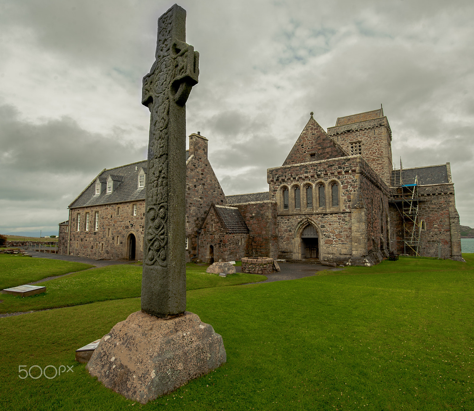 Nikon D3 sample photo. Iona abbey inner hebrides scotland photography