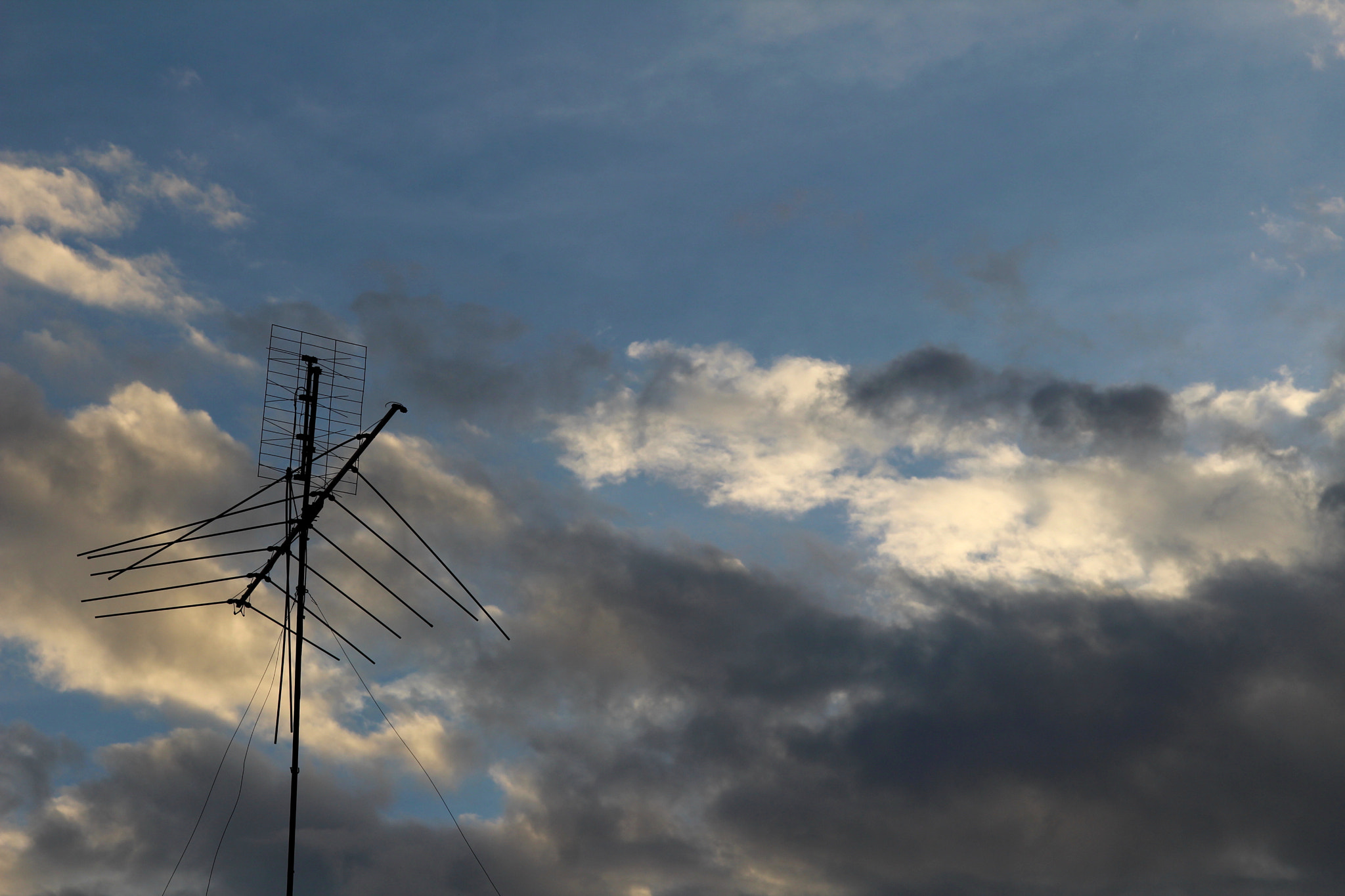 Canon EOS 1200D (EOS Rebel T5 / EOS Kiss X70 / EOS Hi) sample photo. Decolagem photography