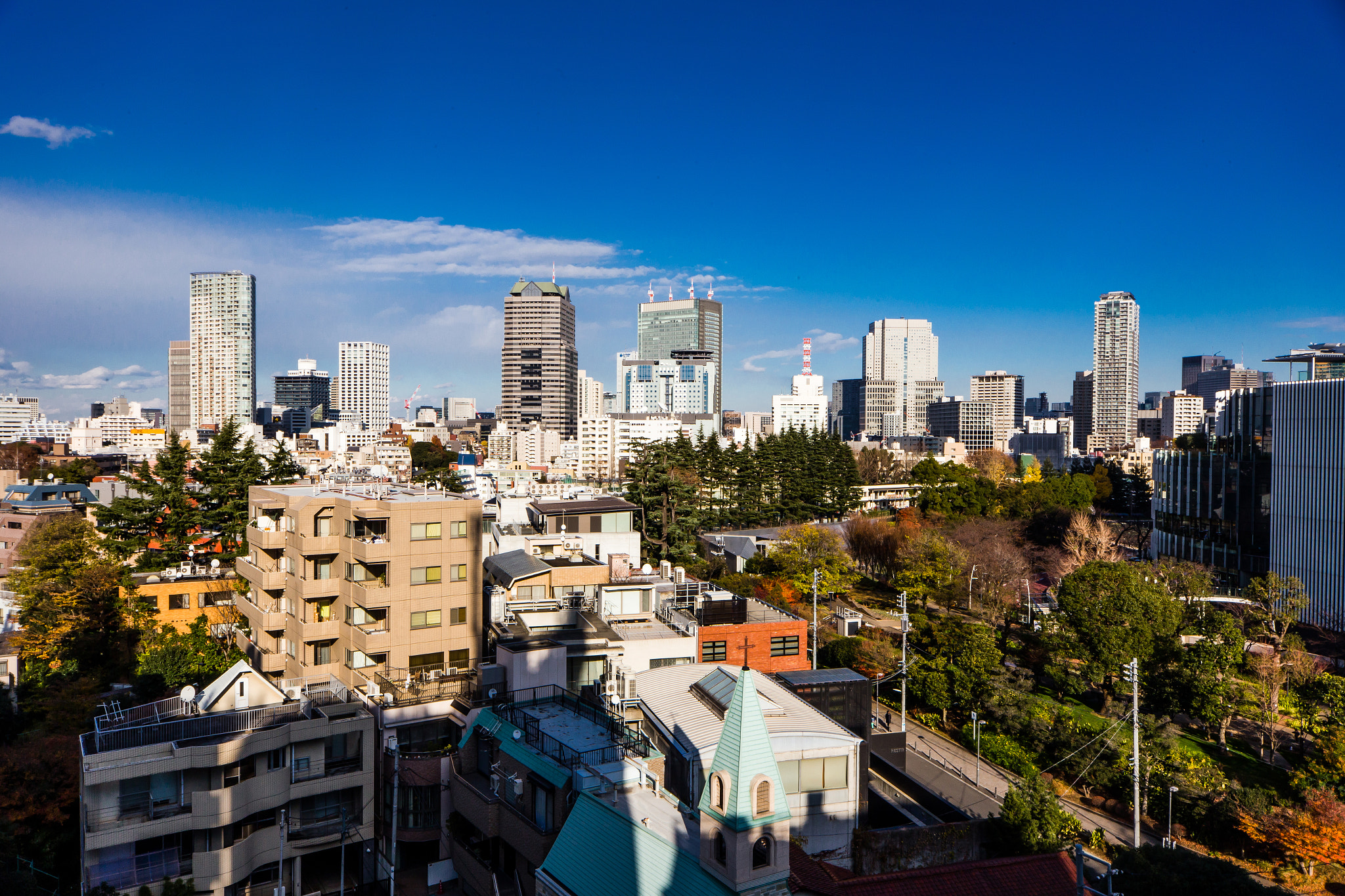 Canon EOS 6D + Sigma 10-20mm F4-5.6 EX DC HSM sample photo. Nogizaka photography