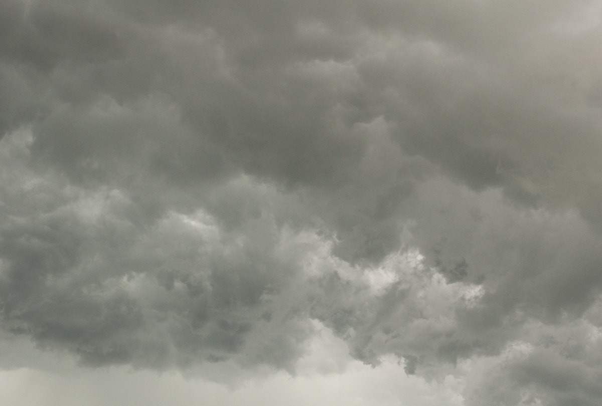 Nikon D90 + Nikon AF-S Nikkor 28mm F1.8G sample photo. Storm clouds photography