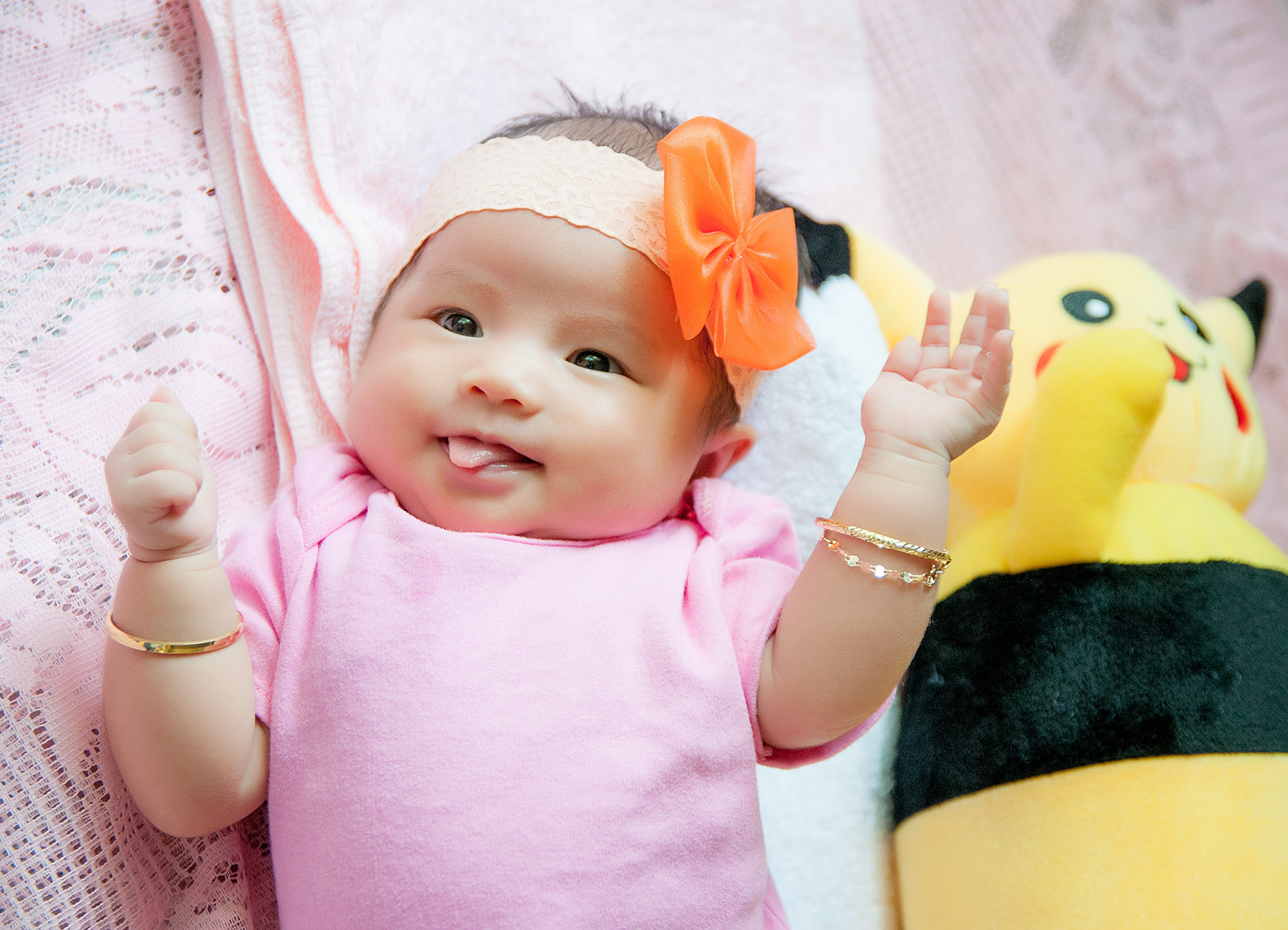 Sigma 17-50mm F2.8 EX DC OS HSM sample photo. Baby 1 month photography