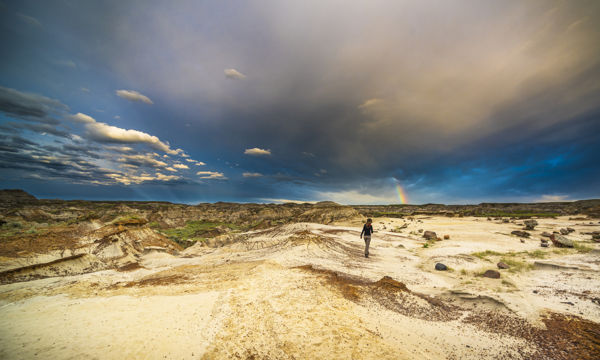 Nikon D810 + Nikon AF Nikkor 14mm F2.8D ED sample photo. Badlands sunset photography