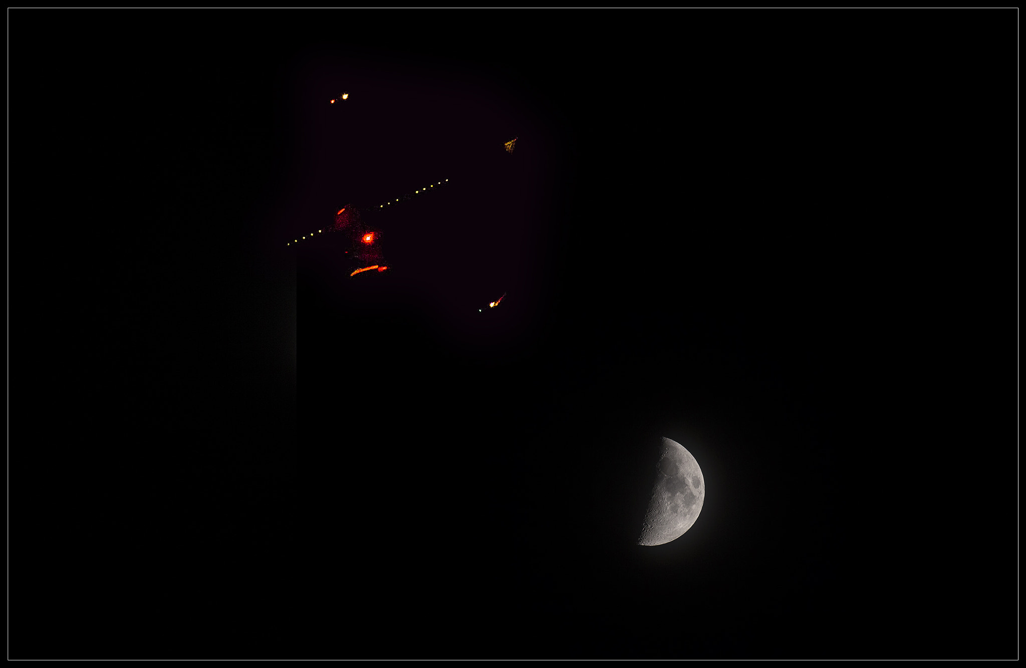 Canon EF 100-400mm F4.5-5.6L IS USM sample photo. In volo oltre la luna photography