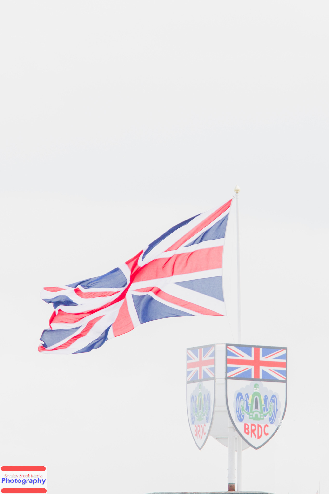 Canon EF 70-200mm F4L IS USM sample photo. Silverstone flag photography