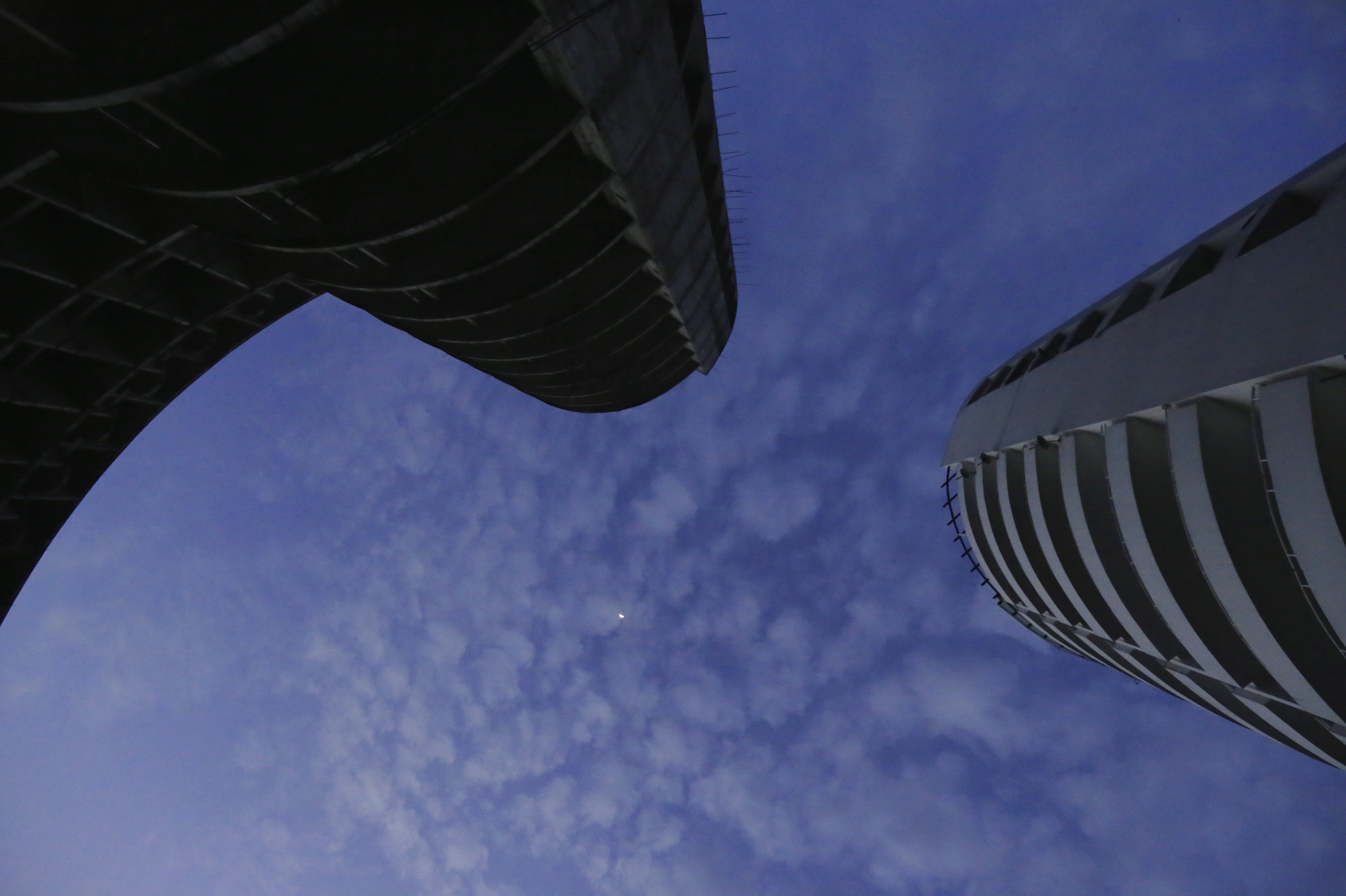 Canon EF 14mm F2.8L II USM sample photo
