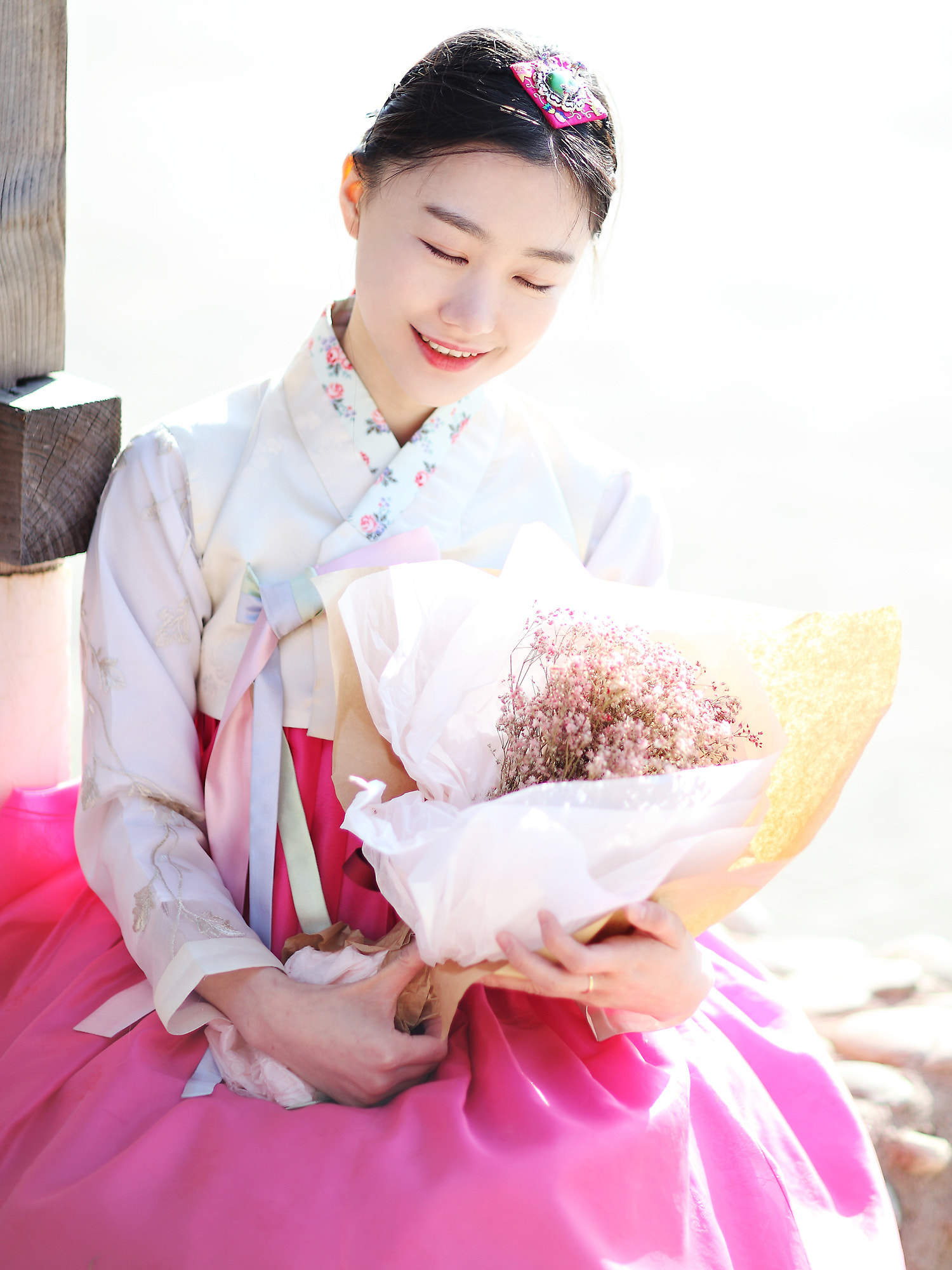 Canon EF 85mm F1.2 sample photo. Korea traditional dress photography