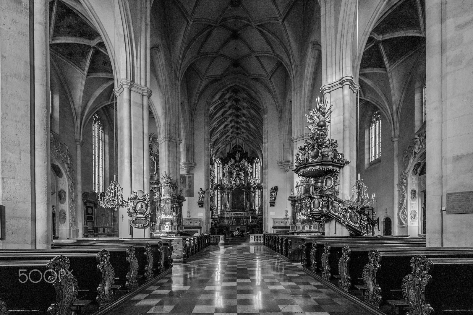 Voigtlander SUPER WIDE-HELIAR 15mm F4.5 III sample photo. Grazer dom photography