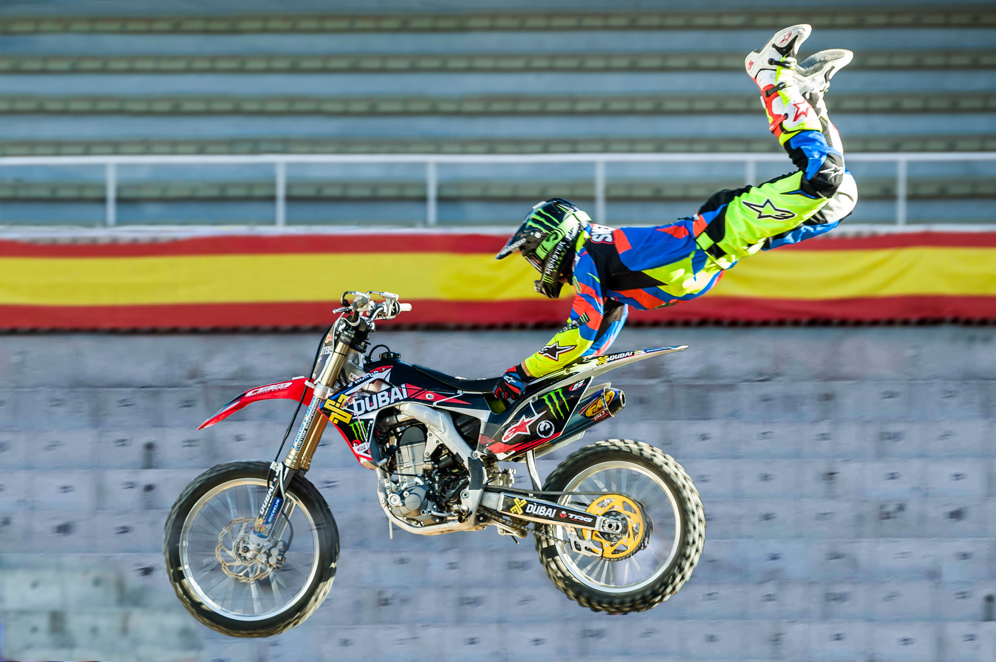 Sigma APO 170-500mm F5-6.3 Aspherical RF sample photo. Editado photography