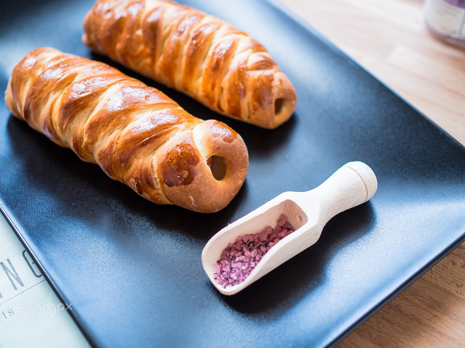 Olympus M.Zuiko Digital 25mm F1.8 sample photo. Baking - sausage in pastry photography