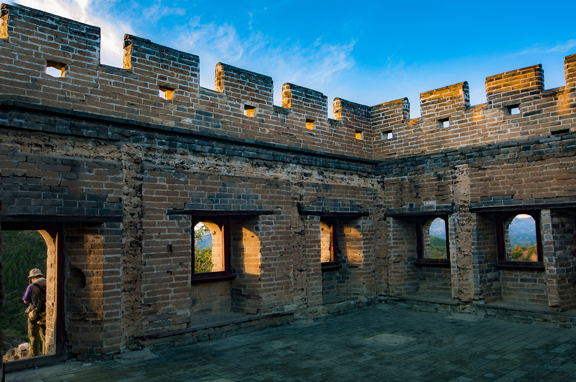 Nikon D300S + Sigma 12-24mm F4.5-5.6 EX DG Aspherical HSM sample photo. Great wall of china photography