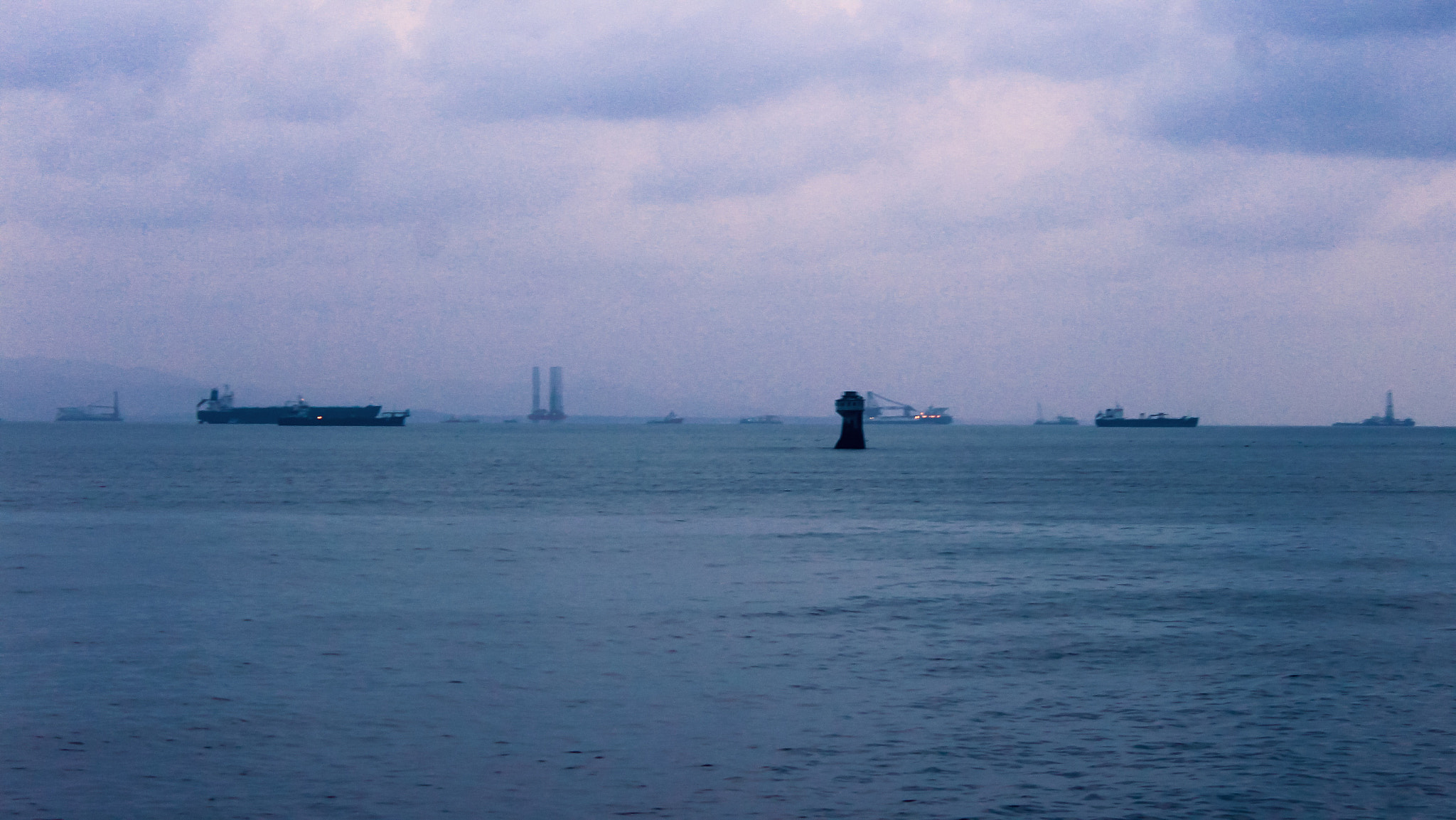 Canon EF-S 18-55mm F3.5-5.6 IS II sample photo. Arabian sea in one summer evening photography