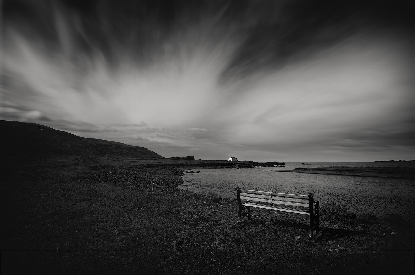 Pentax smc DA 12-24mm F4.0 ED AL (IF) sample photo. A bench with a view photography