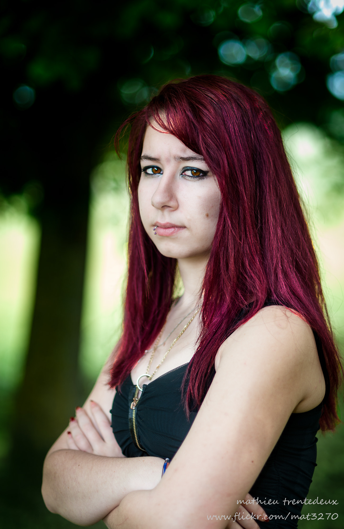 AF Nikkor 85mm f/1.8 sample photo. Samantha photography