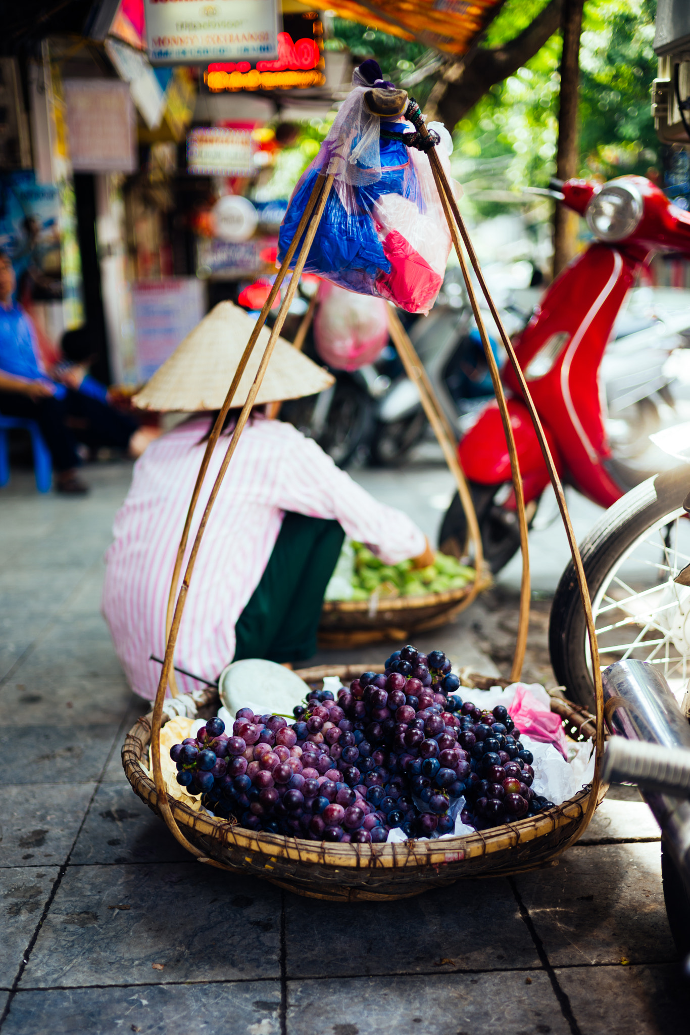 Leica Summilux-M 35mm F1.4 ASPH sample photo. Hanoi, vietnam photography
