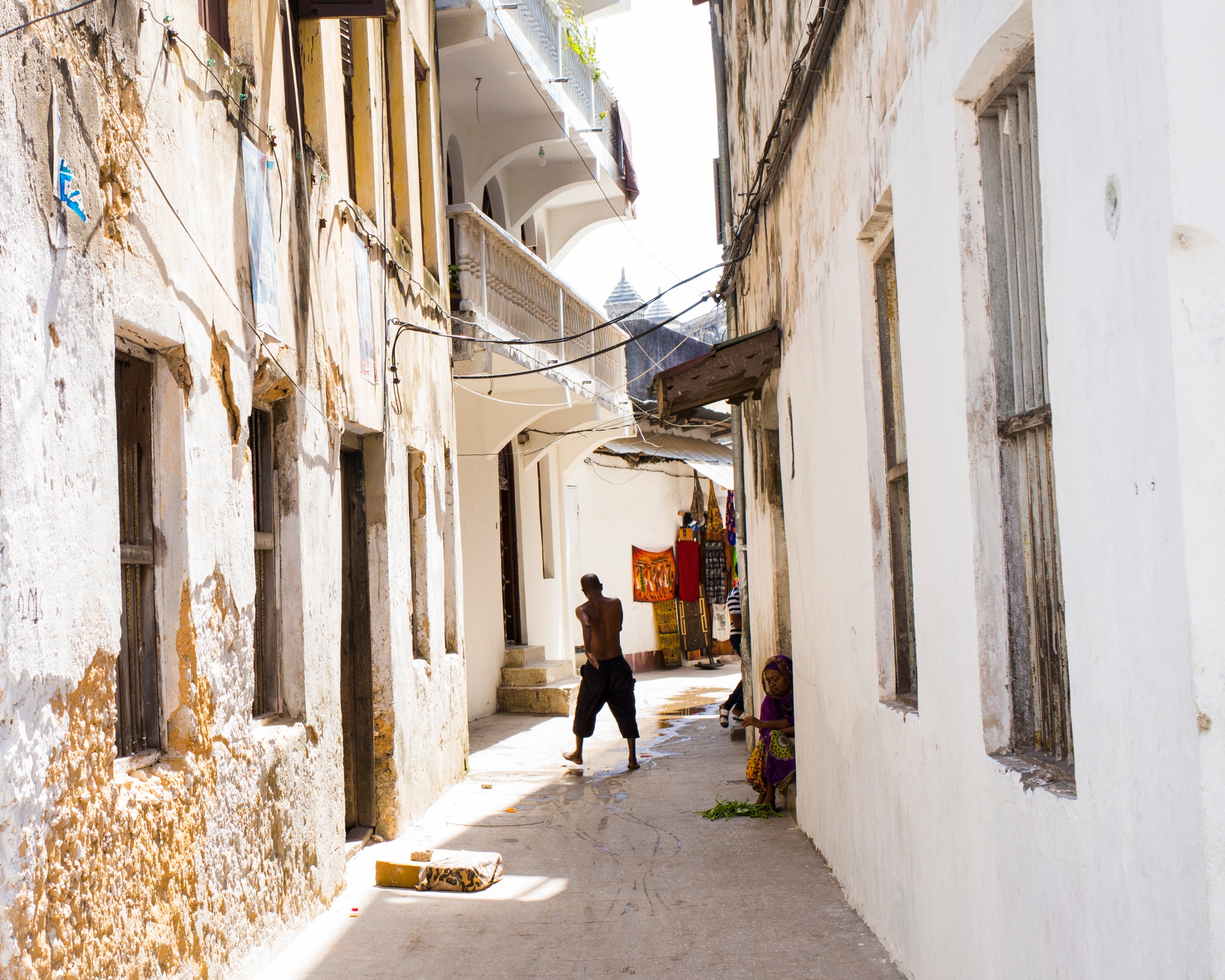 Leica M (Typ 240) + Leica Summarit-M 35mm F2.4 ASPH sample photo. Stone town photography