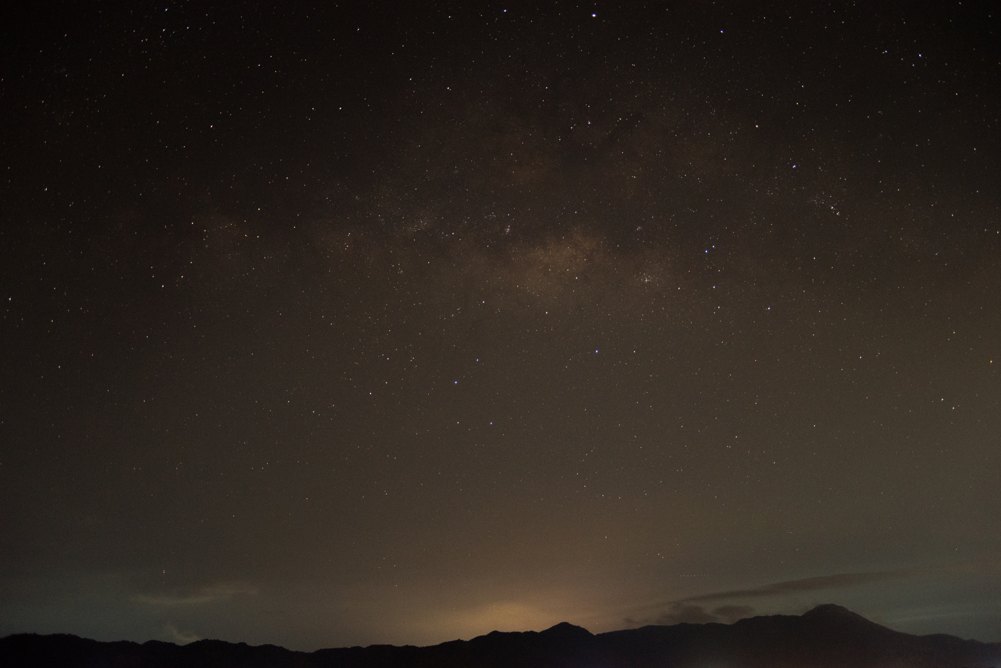 AF Zoom-Nikkor 28-80mm f/3.3-5.6G sample photo. Galaxy photography