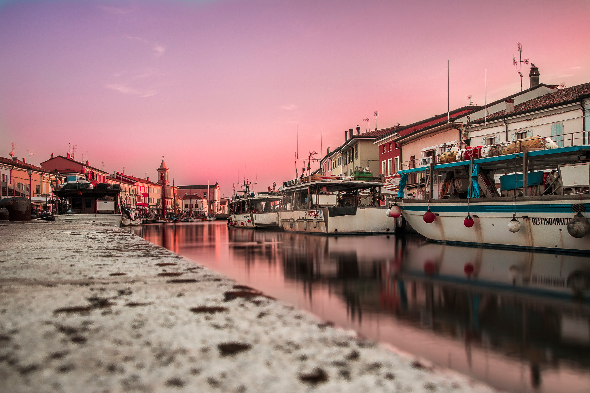 Canon EOS 760D (EOS Rebel T6s / EOS 8000D) + Canon TS-E 90mm F2.8 Tilt-Shift sample photo. Cesenatico (italy) photography