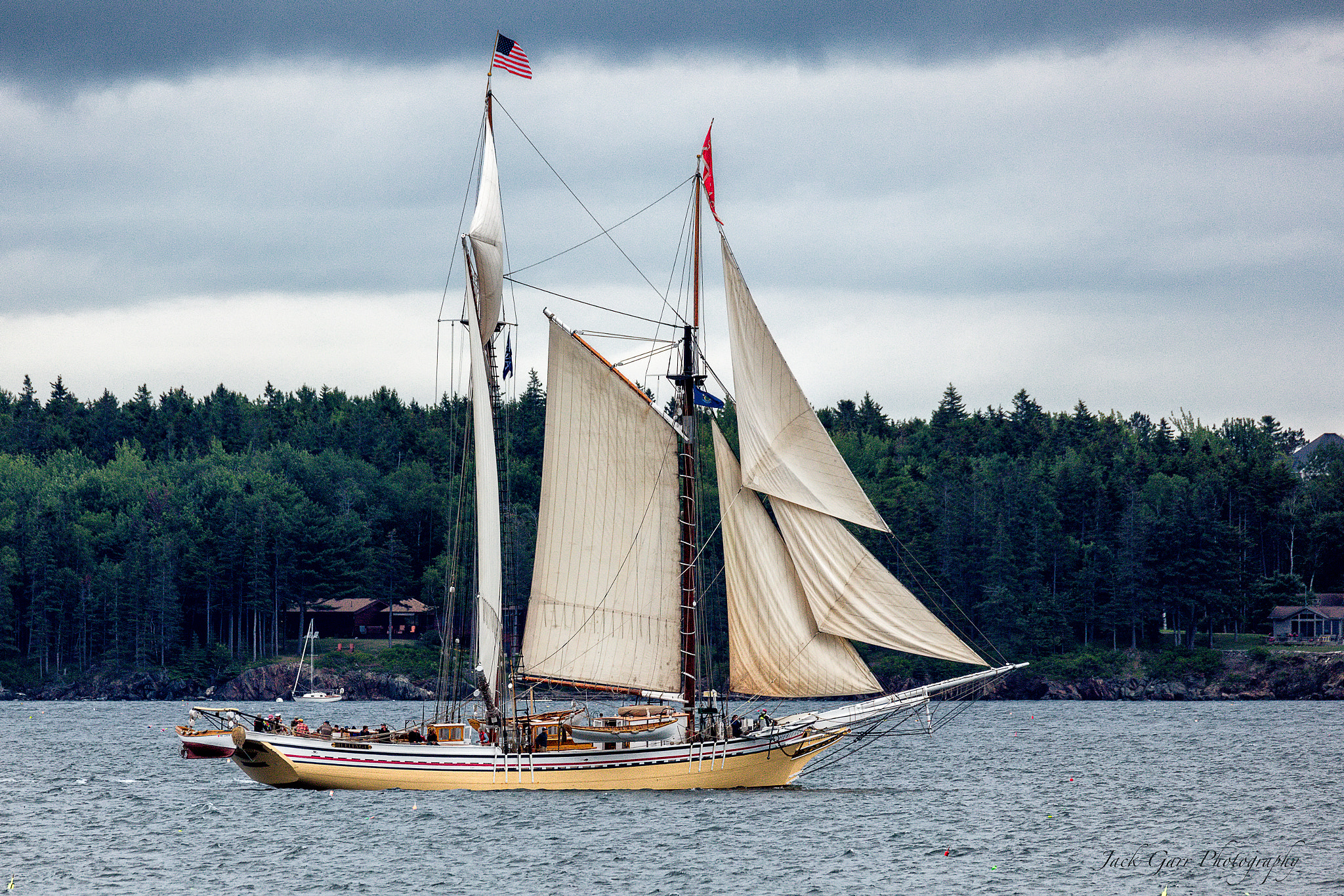 150-600mm F5-6.3 DG OS HSM | Sports 014 sample photo. Heritage 95' coaster in windjammer race photography