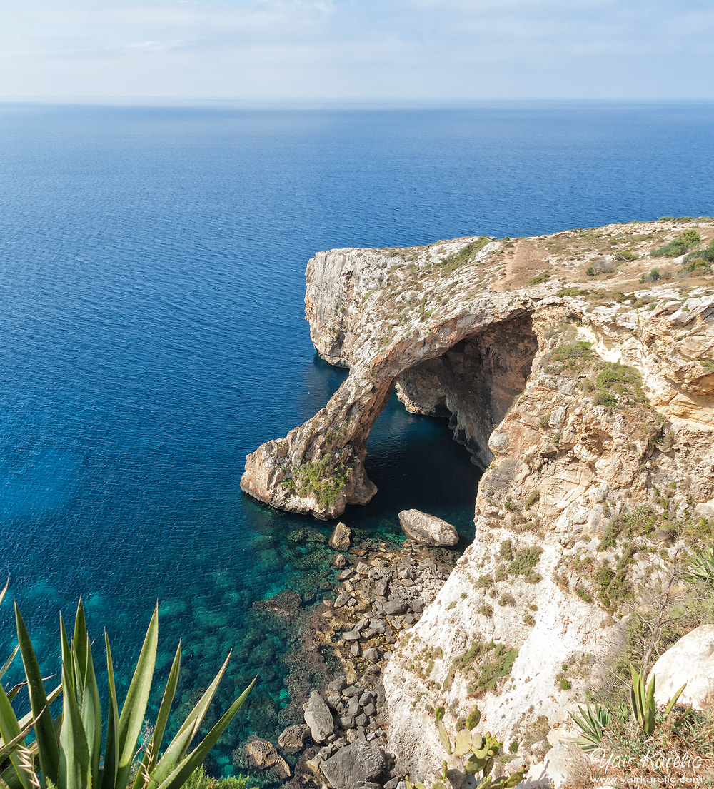 Sigma 18-200mm f/3.5-6.3 DC OS sample photo. The blue grotto photography