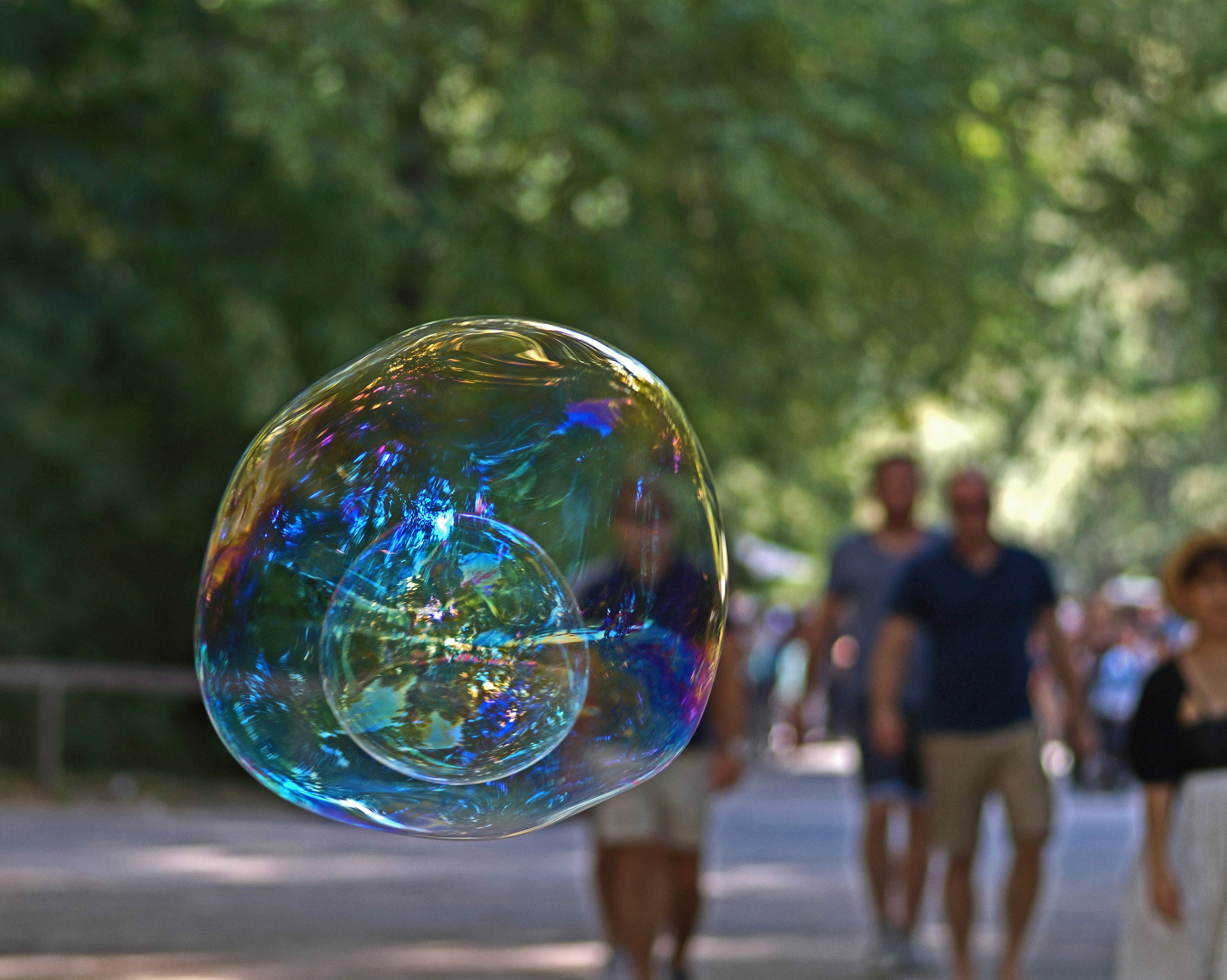 Sony SLT-A58 + Sony 85mm F2.8 SAM sample photo. Soap bubble balloon photography