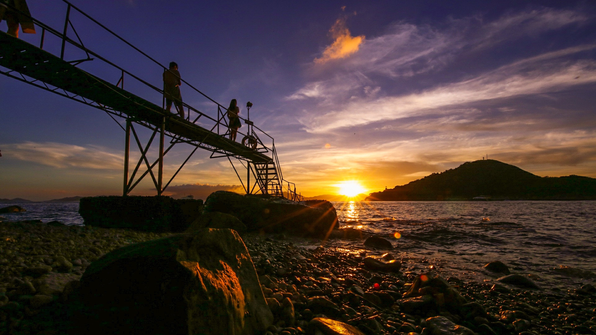 Canon EOS 6D + Tamron SP 15-30mm F2.8 Di VC USD sample photo. Sunset at swimming shed photography