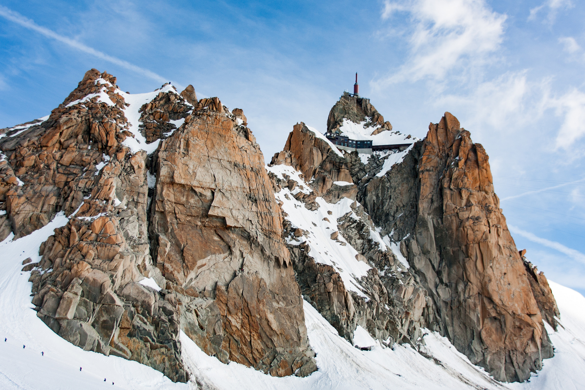 Sigma 18-250mm F3.5-6.3 DC OS HSM sample photo. Aiguille du midi photography