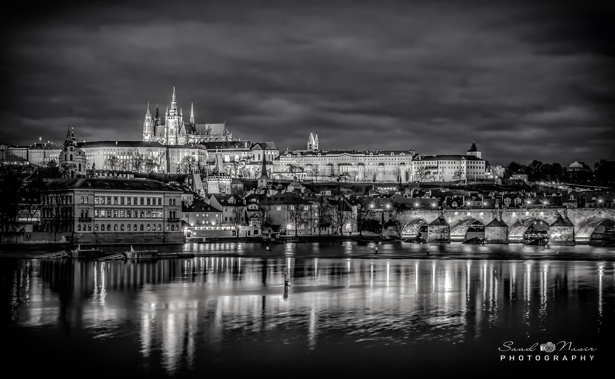 Sigma 17-50mm F2.8 EX DC OS HSM sample photo. Praguecastle in black&white photography