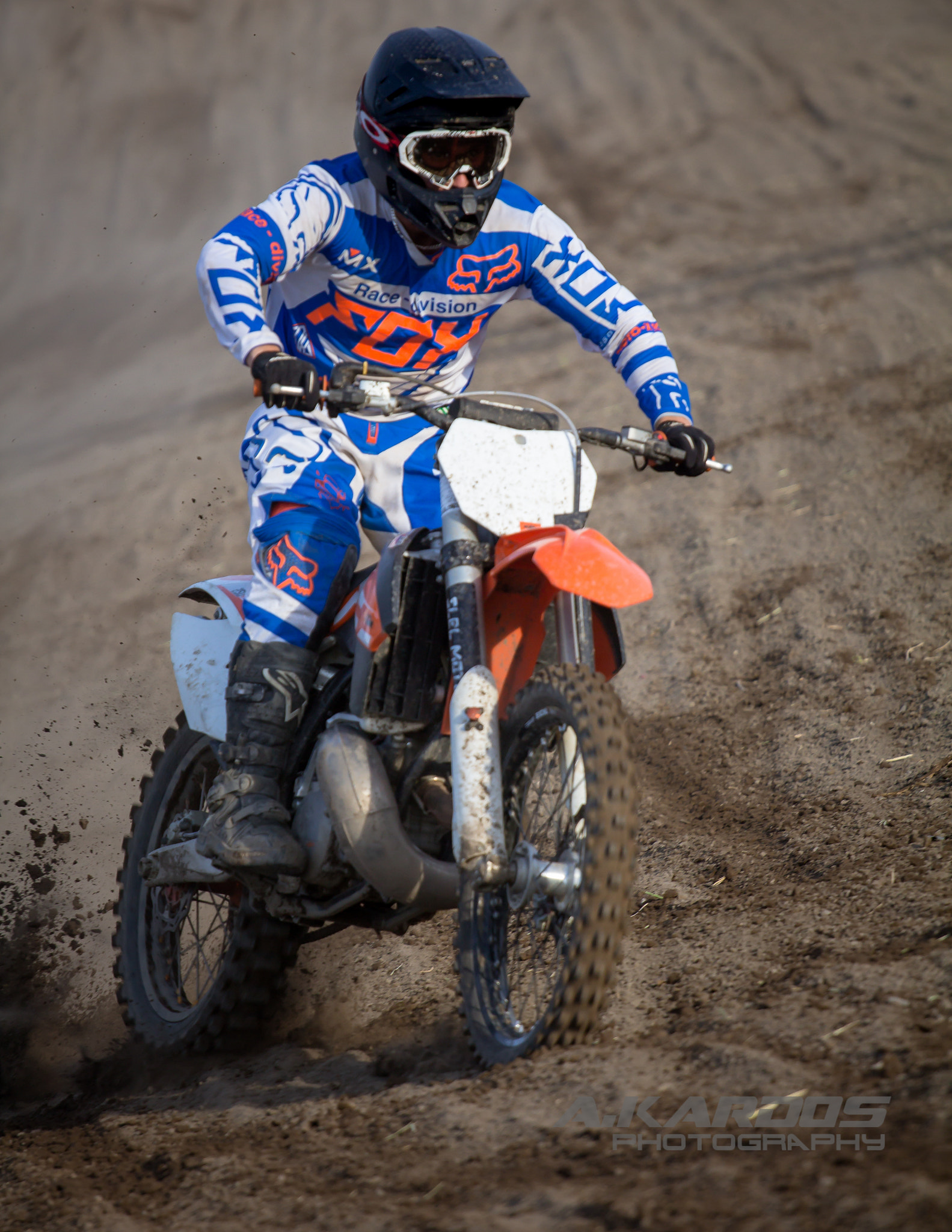 Canon EOS 700D (EOS Rebel T5i / EOS Kiss X7i) + Canon EF 70-200mm F4L USM sample photo. Xtown - motocross (2016) photography