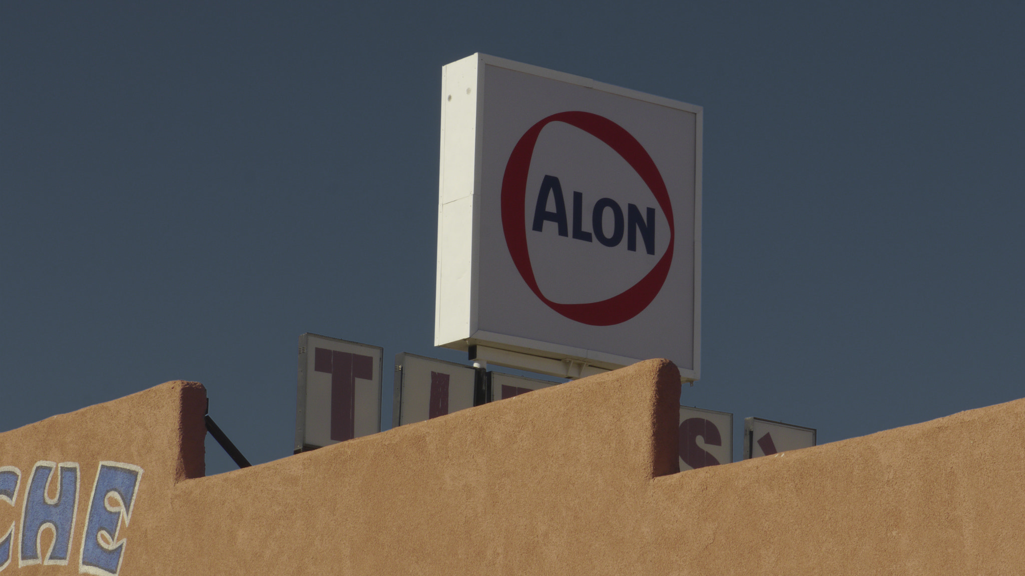 Panasonic Lumix DMC-GH2 sample photo. Petrol station photography