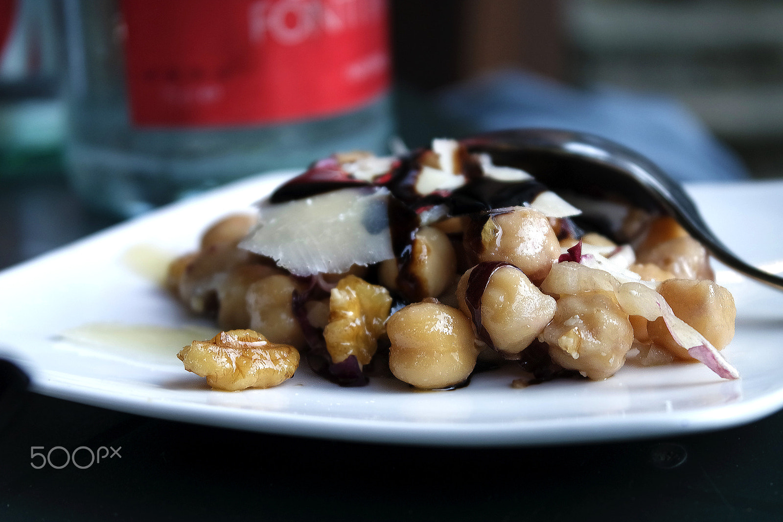 Samsung NX3000 + NX 20-50mm F3.5-5.6 sample photo. Chickpeas salad with balsamic vinegar photography