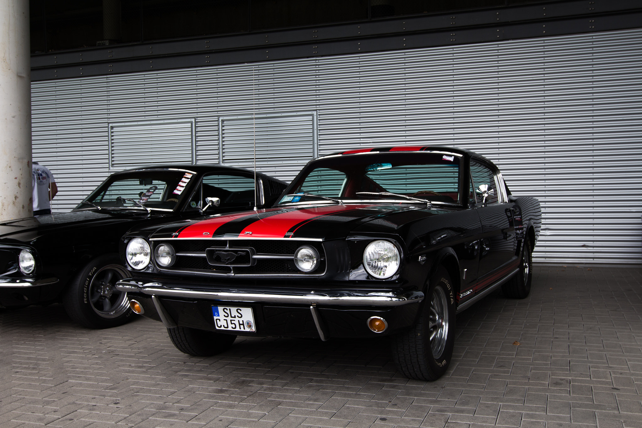 Canon EOS 700D (EOS Rebel T5i / EOS Kiss X7i) + Canon EF 11-24mm F4L USM sample photo. Ford mustang gt photography