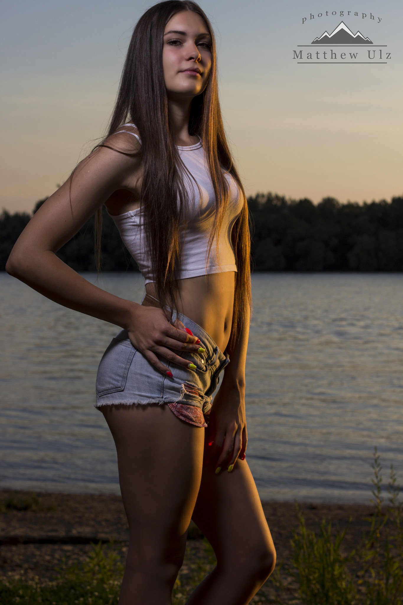 Canon EOS 1200D (EOS Rebel T5 / EOS Kiss X70 / EOS Hi) + Canon EF 50mm F1.8 II sample photo. In the sunset... photography
