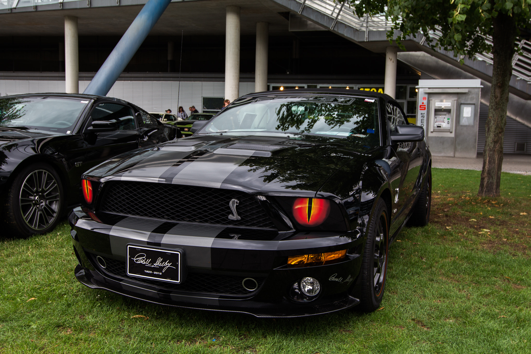Canon EOS 700D (EOS Rebel T5i / EOS Kiss X7i) + Canon EF 11-24mm F4L USM sample photo. Ford mustang shelby gt 500 photography