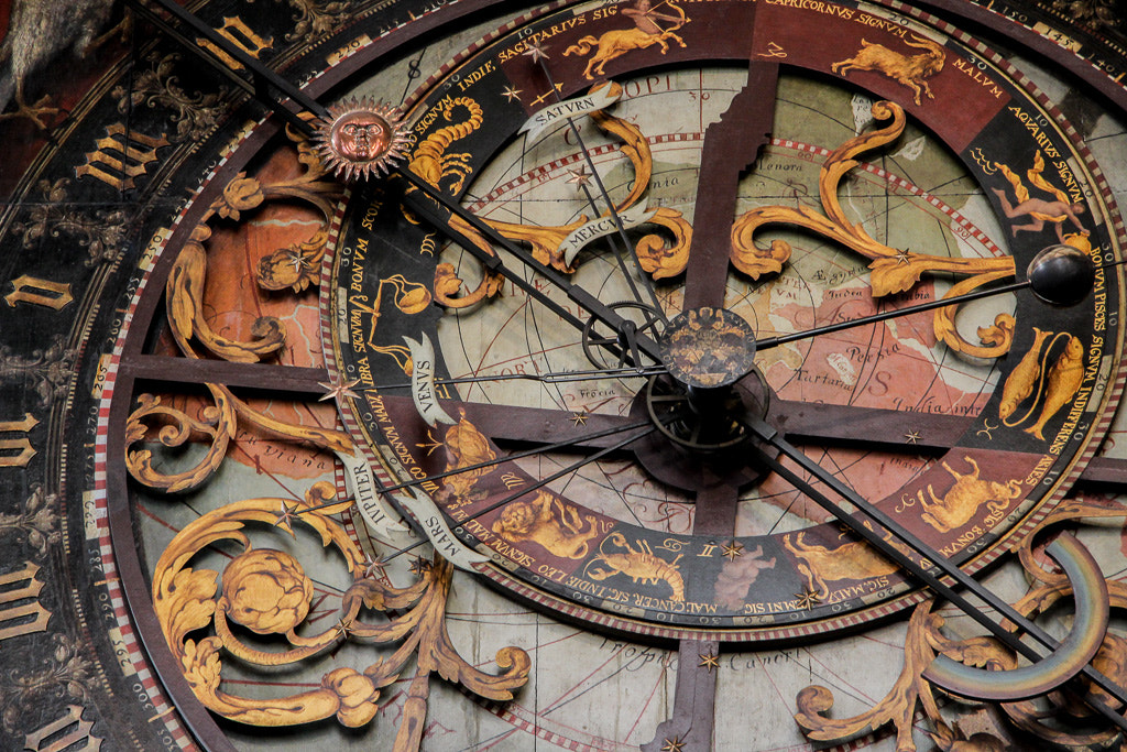 Canon EF-S 17-85mm F4-5.6 IS USM sample photo. Astronomical clock, münster cathedral photography