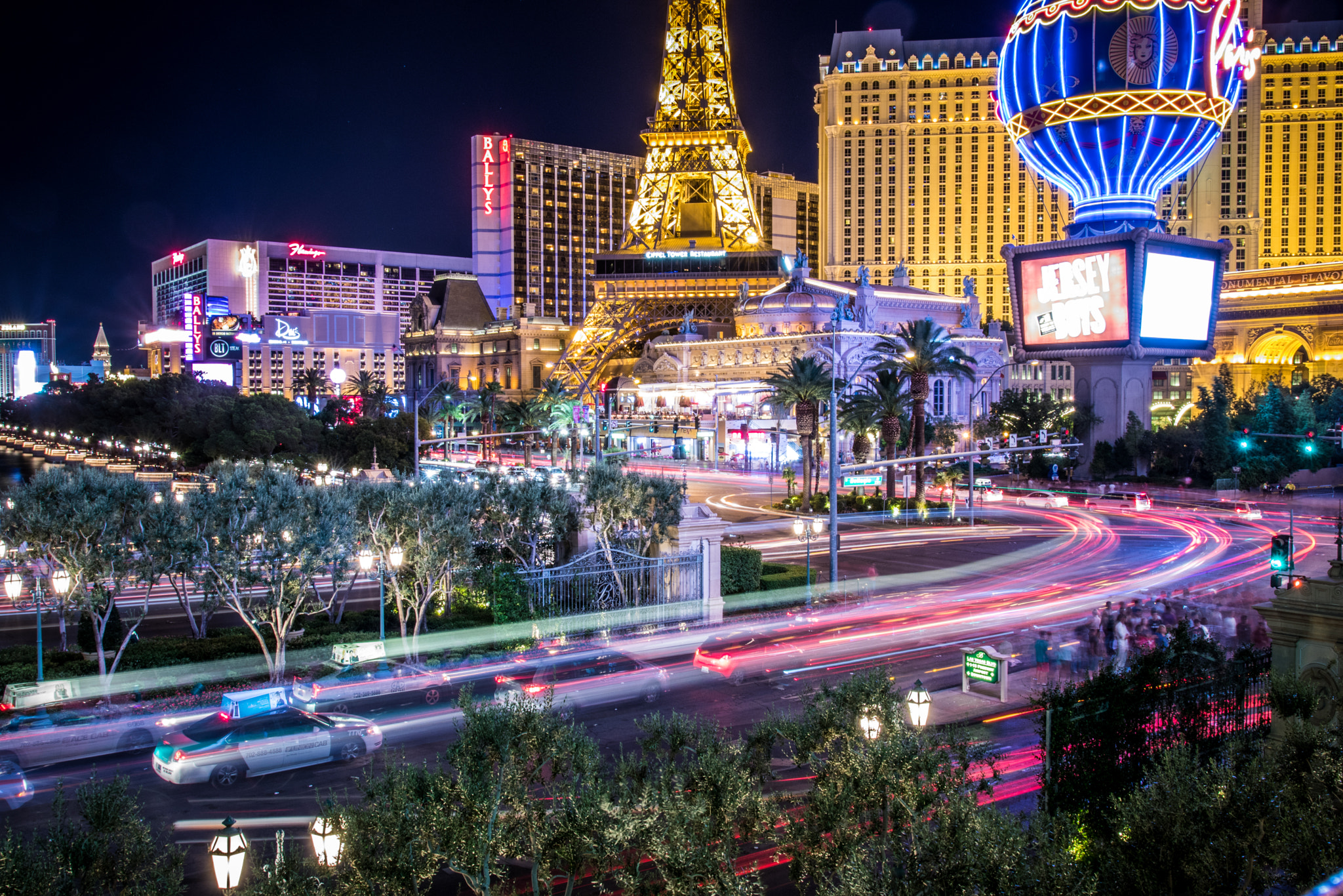 Sigma 18-35mm f/1.8 DC HSM sample photo. Las vegas strip photography