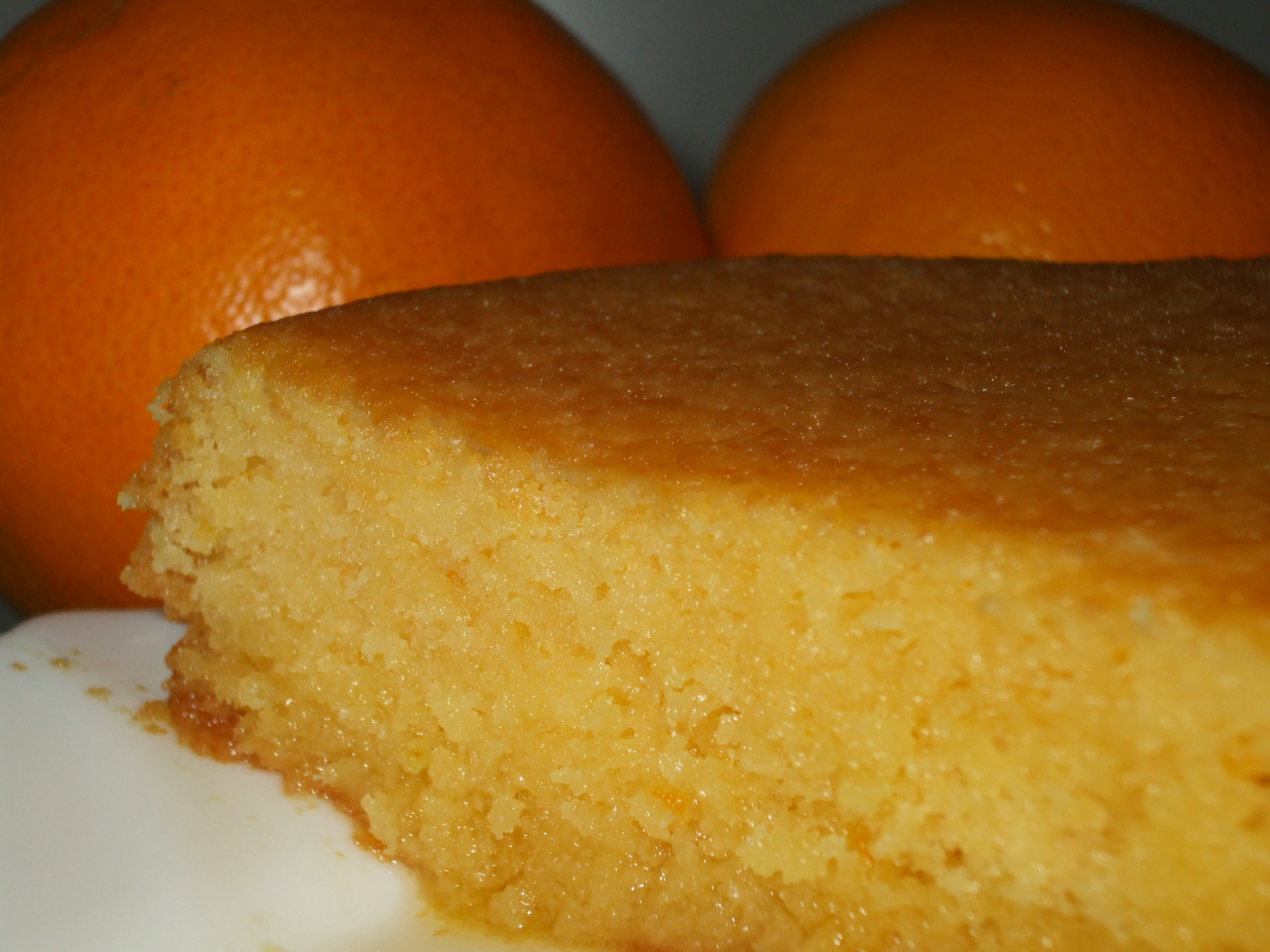Fujifilm FinePix A820 sample photo. Orange cake photography