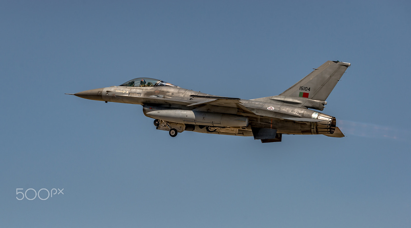 Sigma 120-400mm F4.5-5.6 DG OS HSM sample photo. Poaf f-16 mlu photography