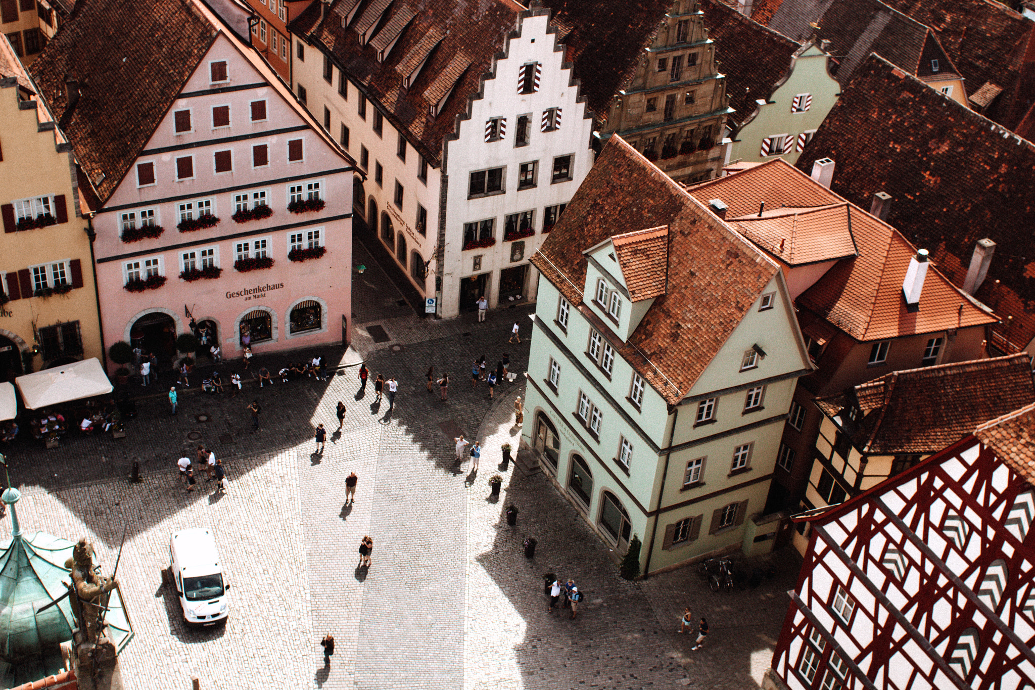 Canon EF 28mm F1.8 USM sample photo. From above photography