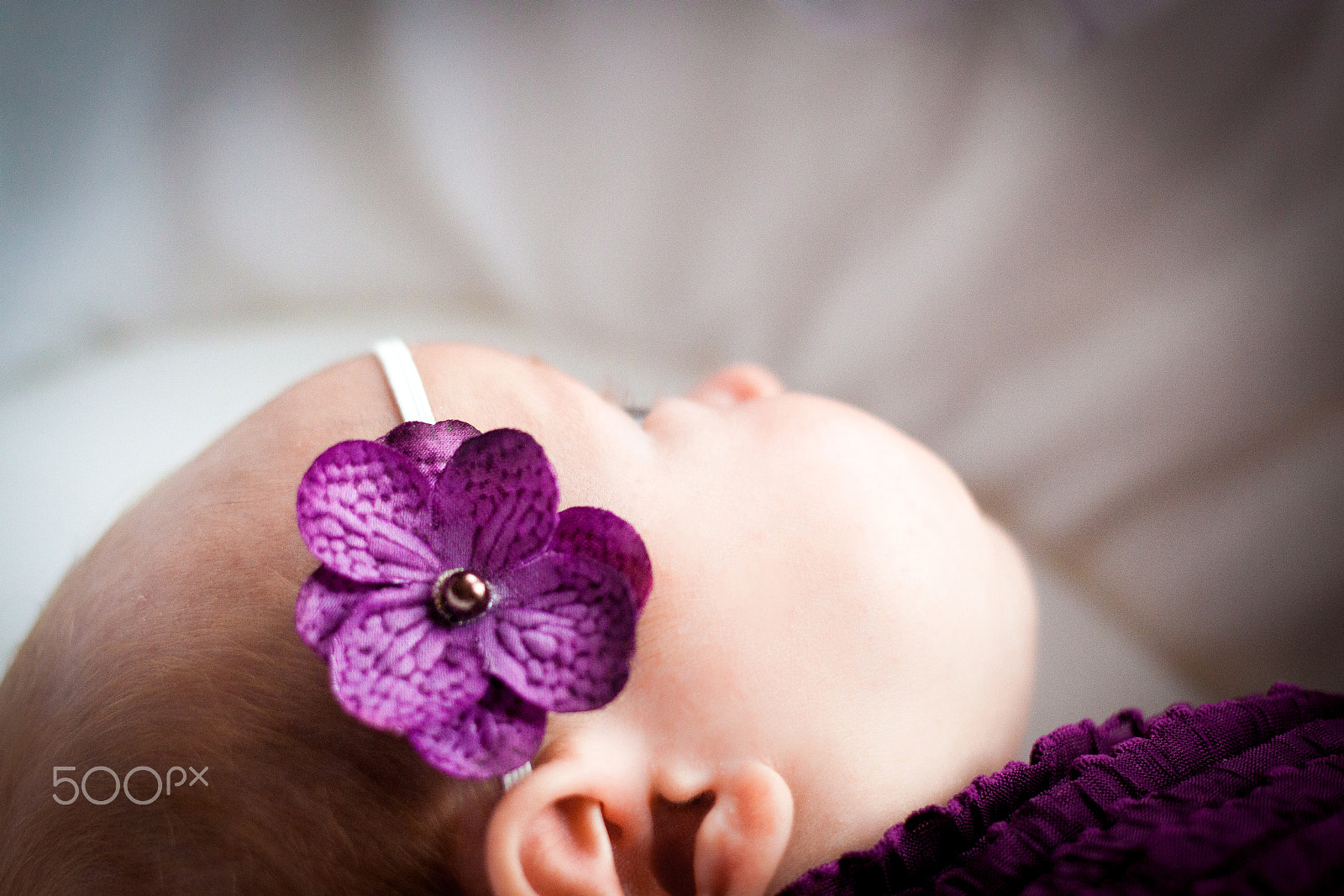Canon EOS 500D (EOS Rebel T1i / EOS Kiss X3) sample photo. Baby purple photography