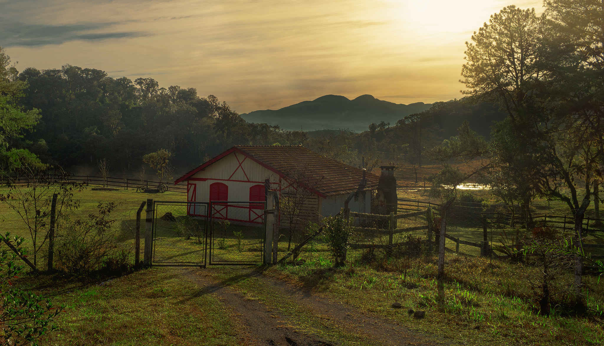 Samsung NX1 + Samsung NX 16mm F2.4 Pancake sample photo. Fazenda photography