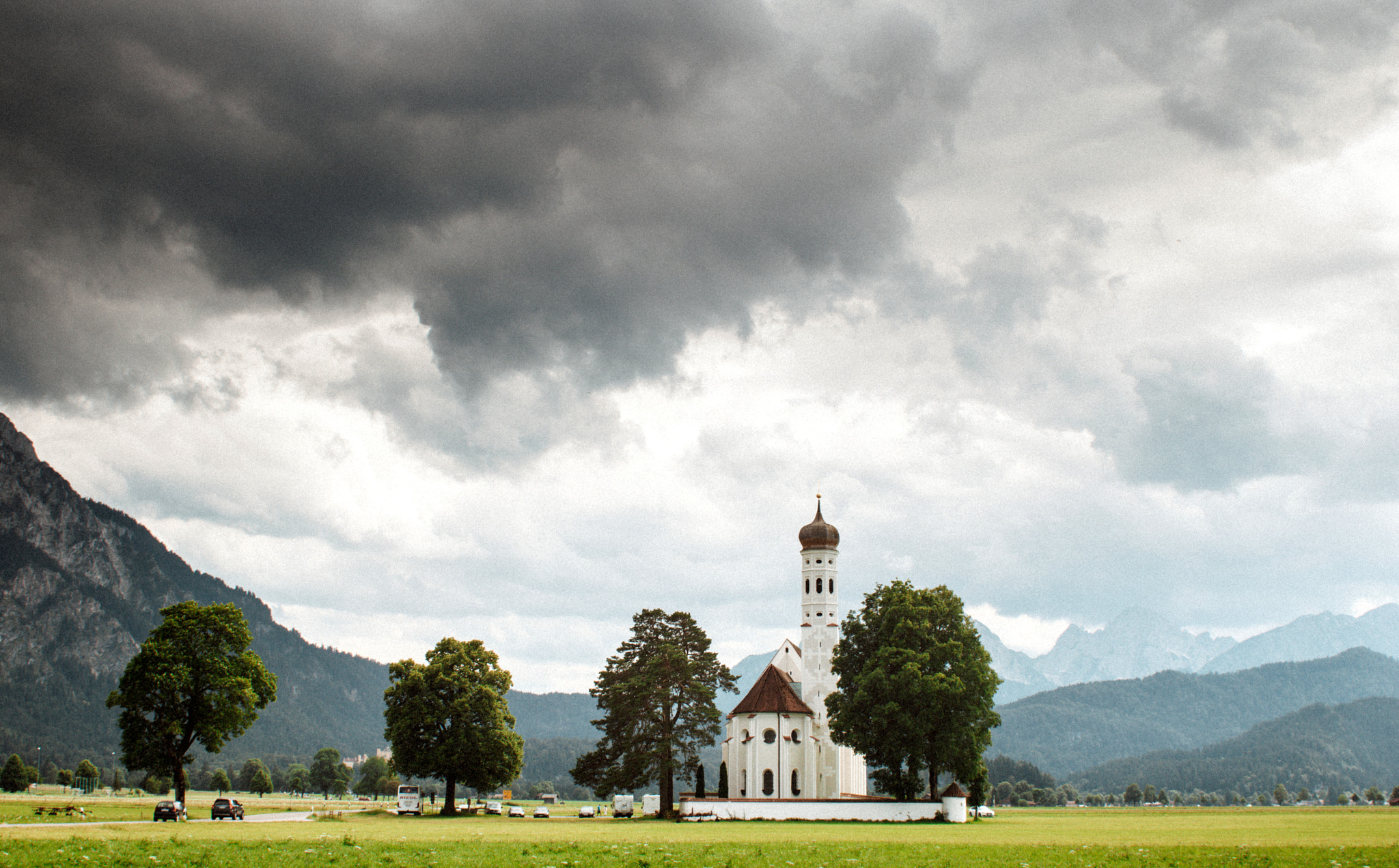 Canon EF 28mm F1.8 USM sample photo. St. coloman church photography