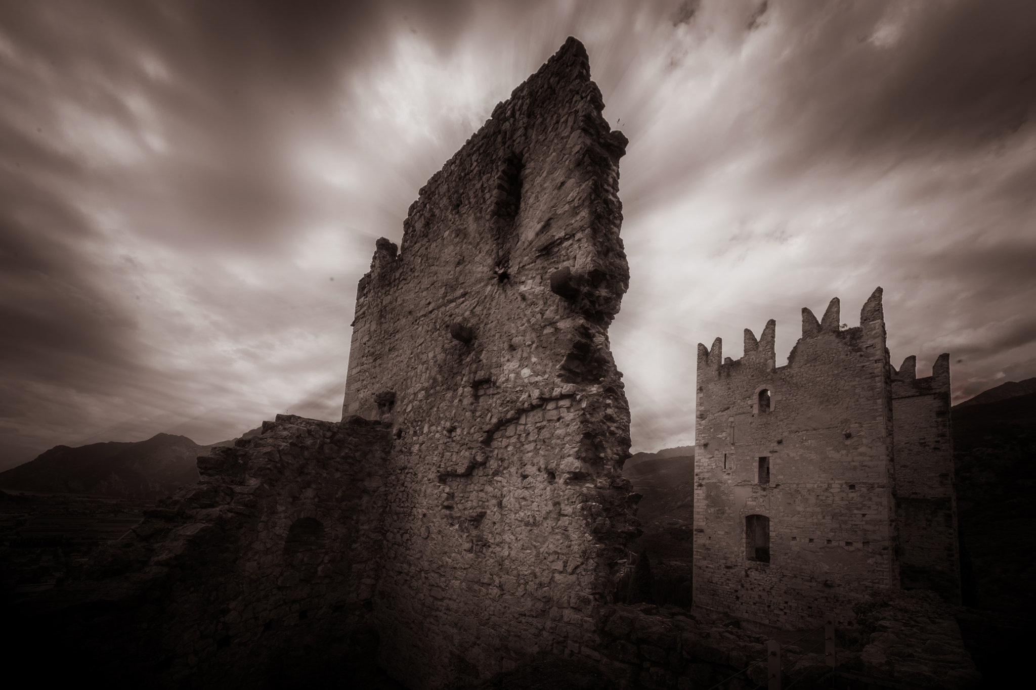 Canon EOS 5D Mark II + Tokina AT-X Pro 11-16mm F2.8 DX sample photo. Arco castle ruins photography