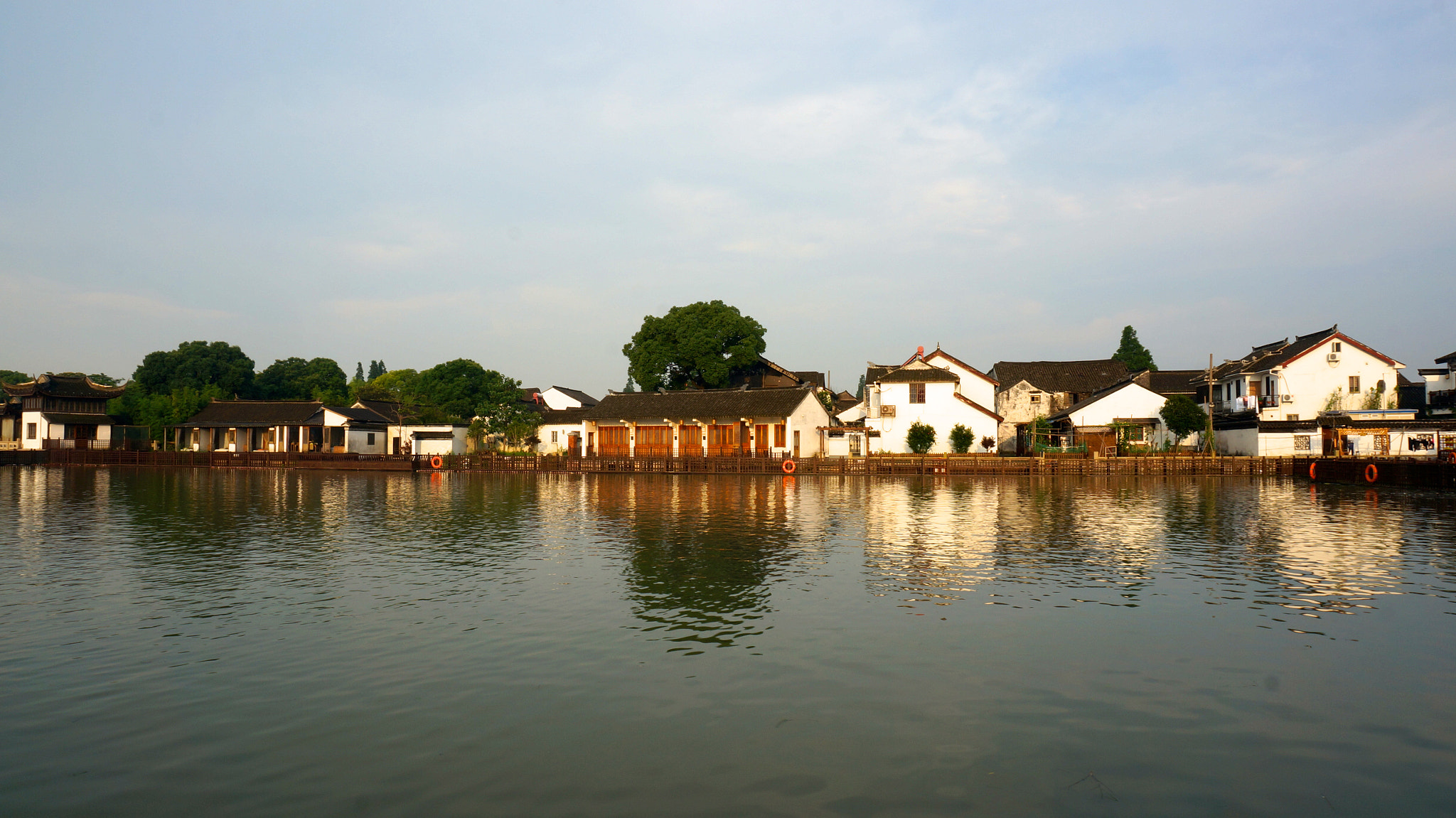 Sony Alpha NEX-6 + Sony E 18-50mm F4-5.6 sample photo. Zhouzhuang, the best water town in china photography