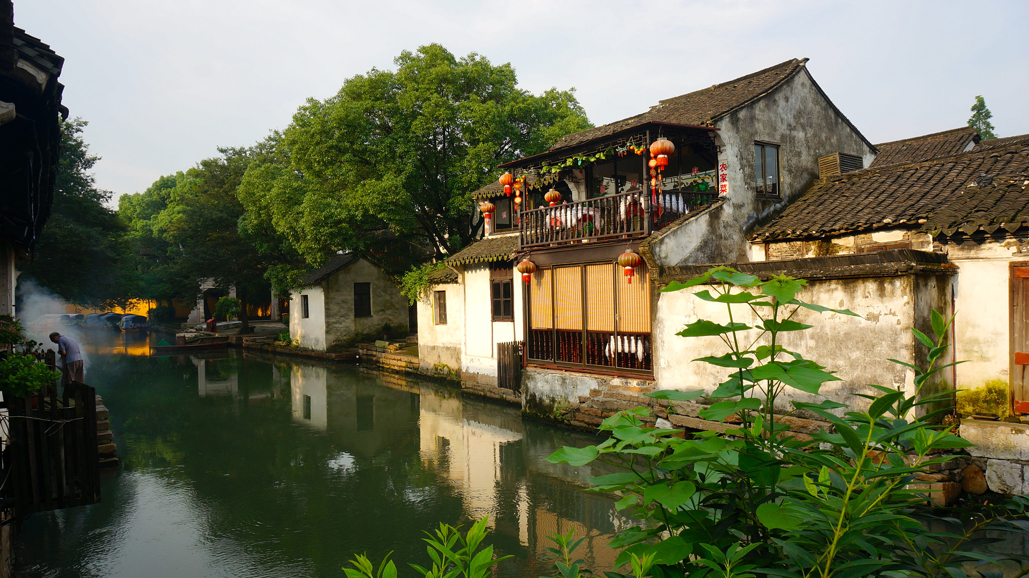 Sony Alpha NEX-6 + Sony E 18-50mm F4-5.6 sample photo. Zhouzhuang, the best water town in china photography