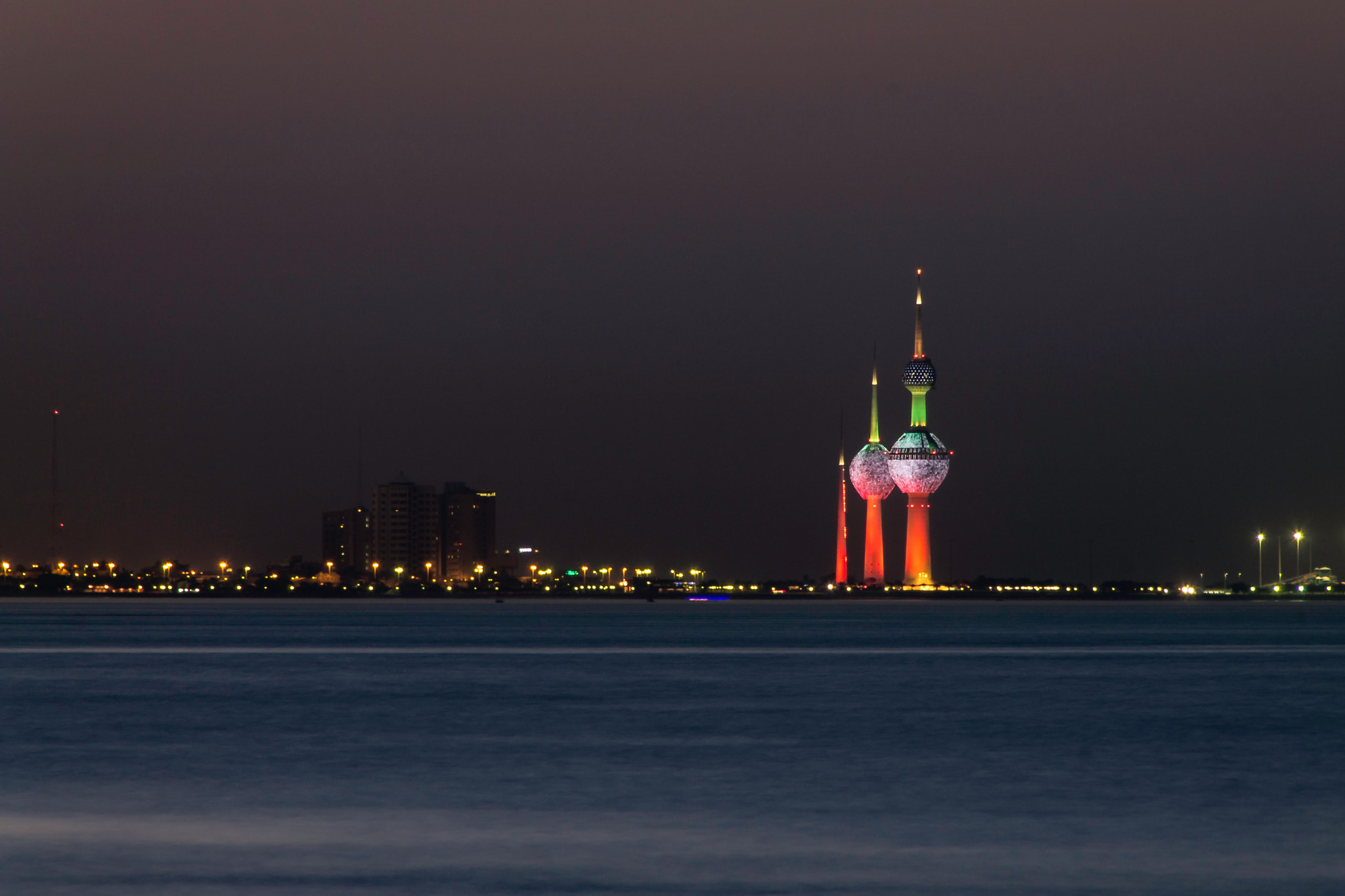 Sigma 18-250mm F3.5-6.3 DC OS HSM sample photo. Towers photography