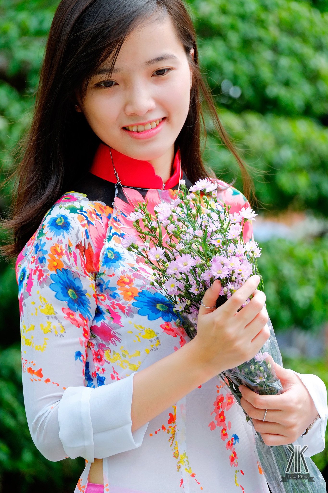 Fujifilm X-E1 + Fujifilm XC 50-230mm F4.5-6.7 OIS II sample photo. Ao dai photography