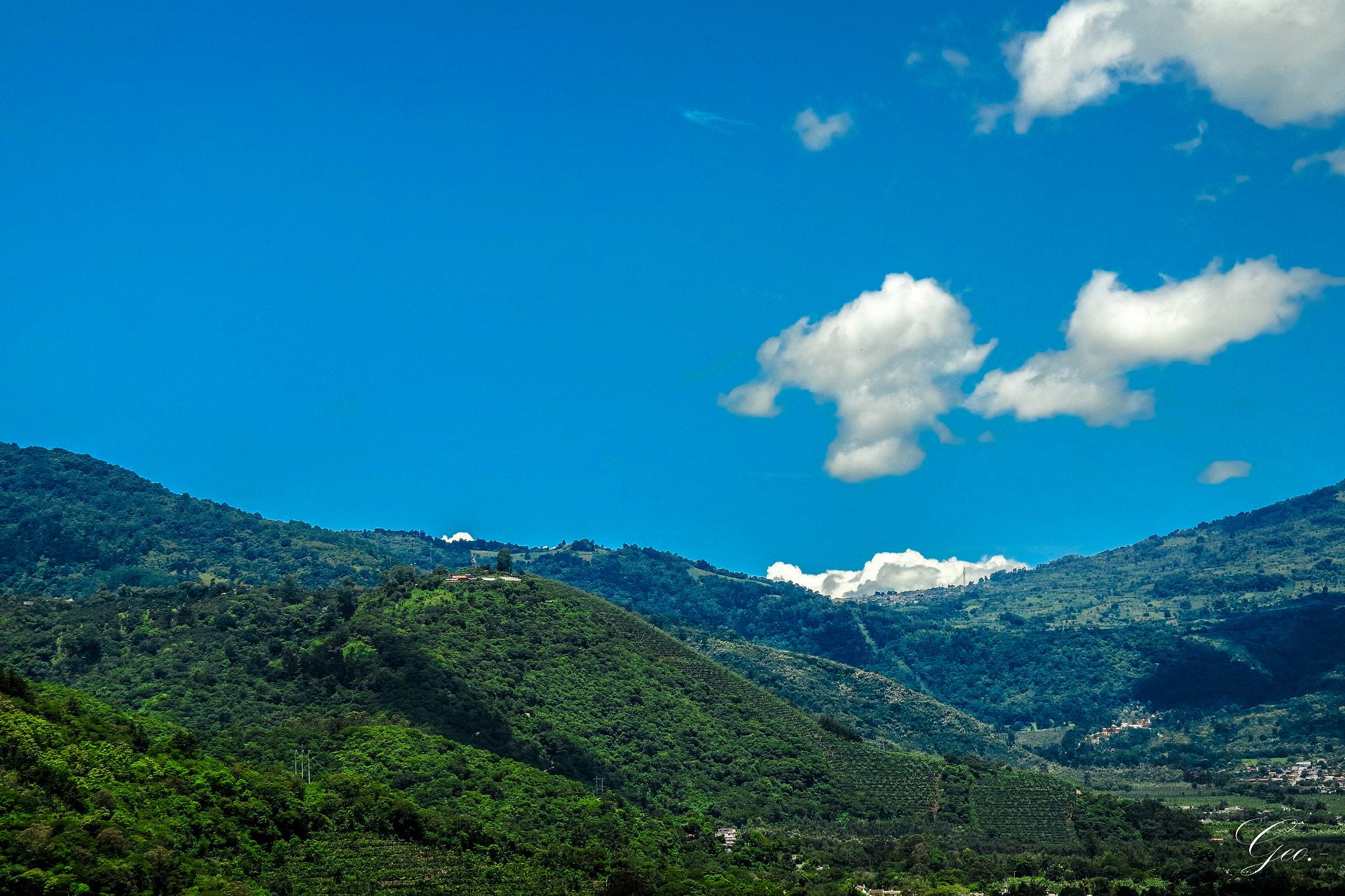 Samsung NX3000 + NX 18-55mm F3.5-5.6 sample photo. Antigua guatemala landscapes photography