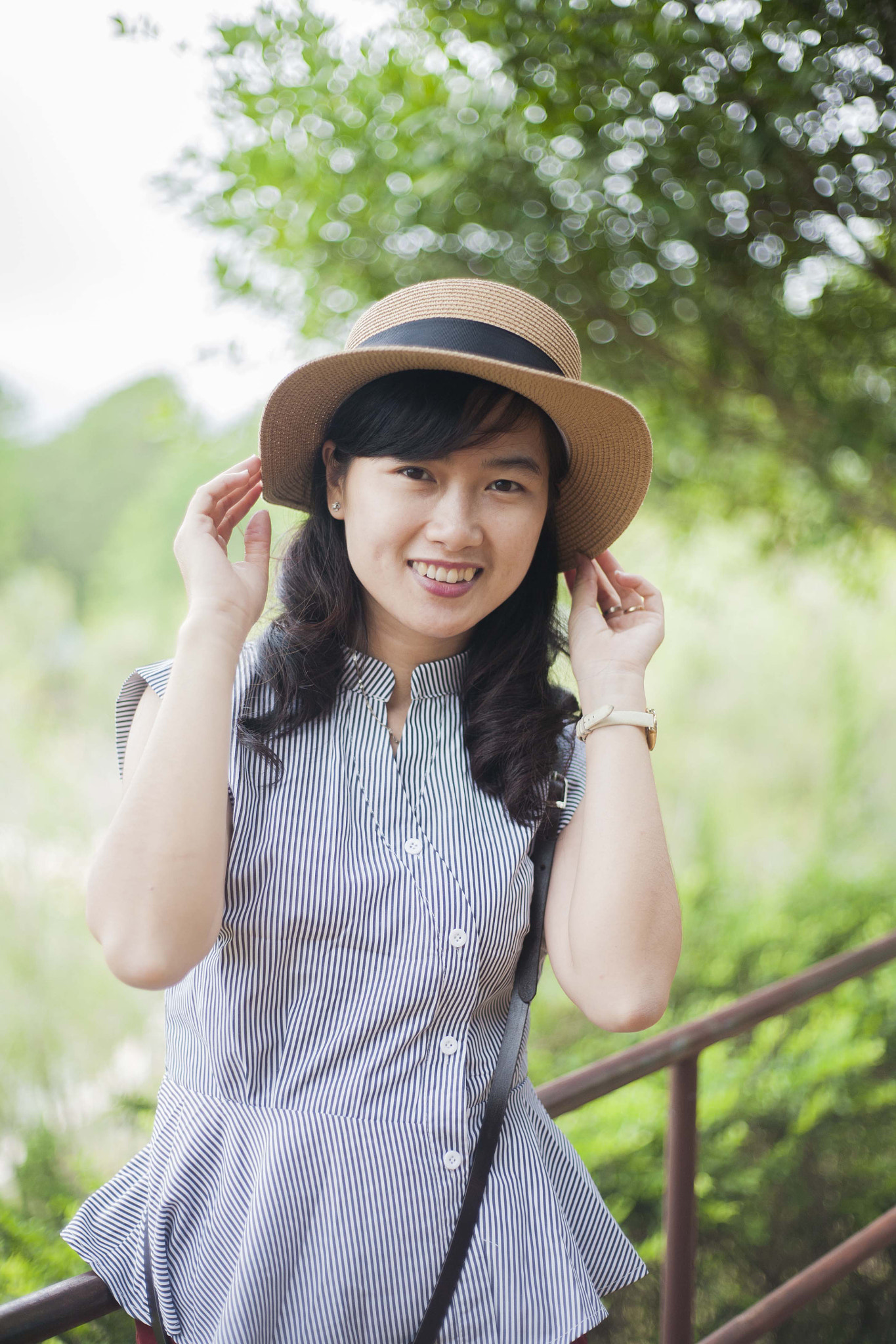Canon EOS 5D + Canon EF 50mm F1.8 II sample photo. My wife photography